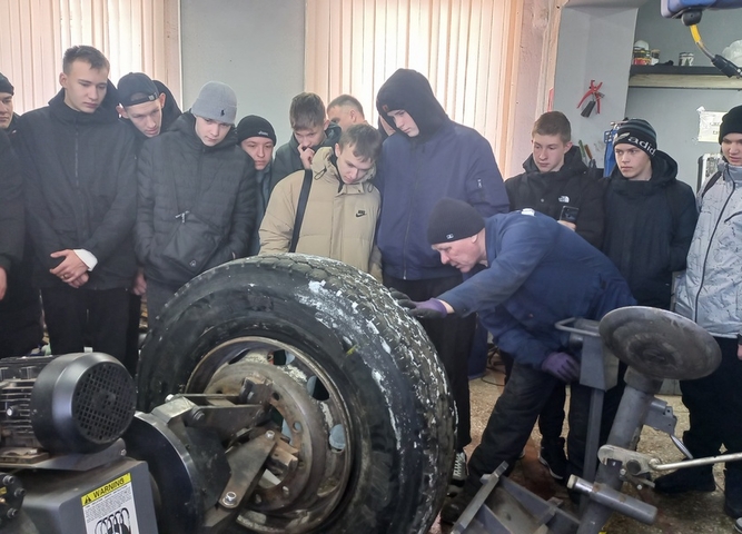 Экскурсия на производство как начальный этап профессионального становления личности   